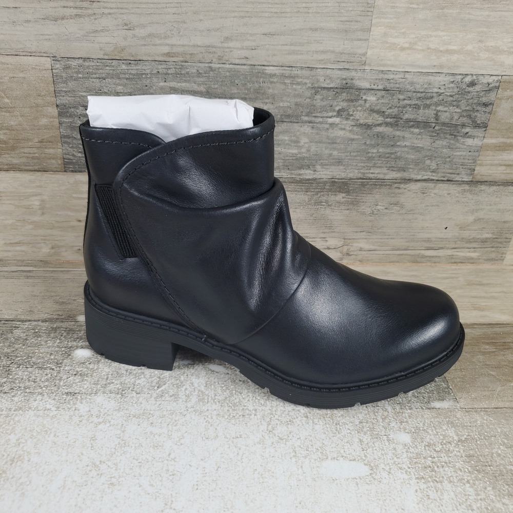 Clarks Hearth Sofia Womens Ankle Boot Sz 7.5 M Black Leather Side Zip Block Heel